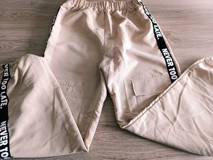 Pantalon cargo à larges poches Shein 12-13 ans - photo numéro 9