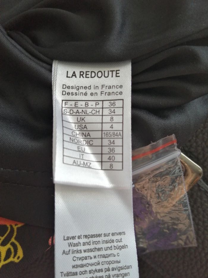 Robe noire manches courtes motifs fleurs et rayures / la redoute / (S) - photo numéro 8