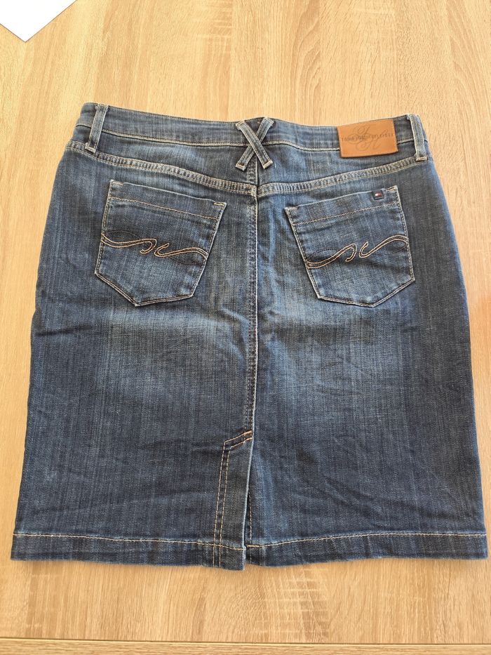 Jupe en jean 40 tommy Hilfiger - photo numéro 2