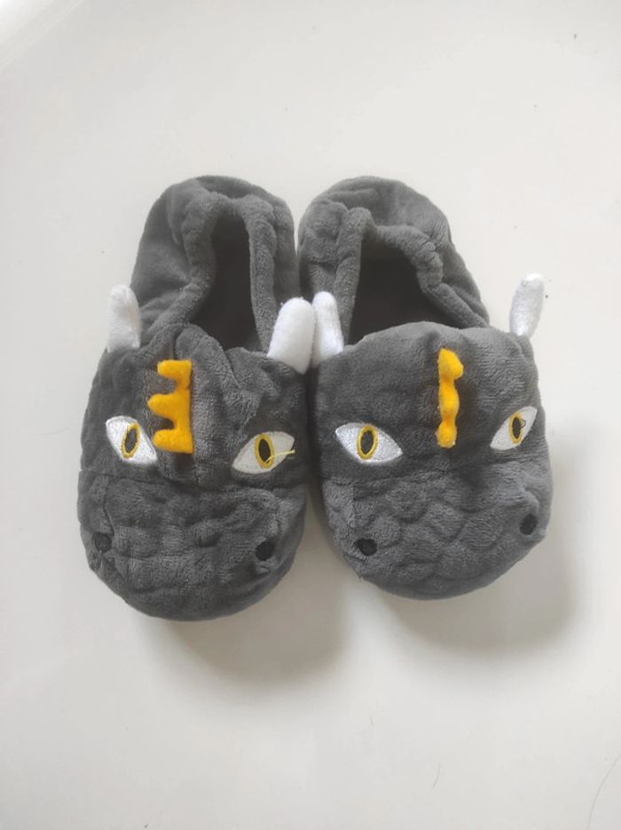 Chaussons dragons 30/31