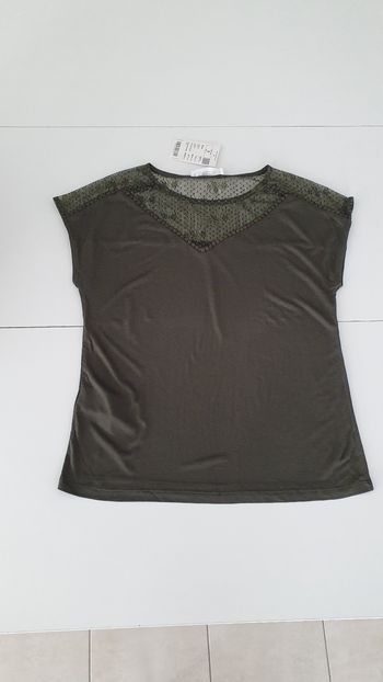 Haut neuf kaki Promod en S avec dentelle