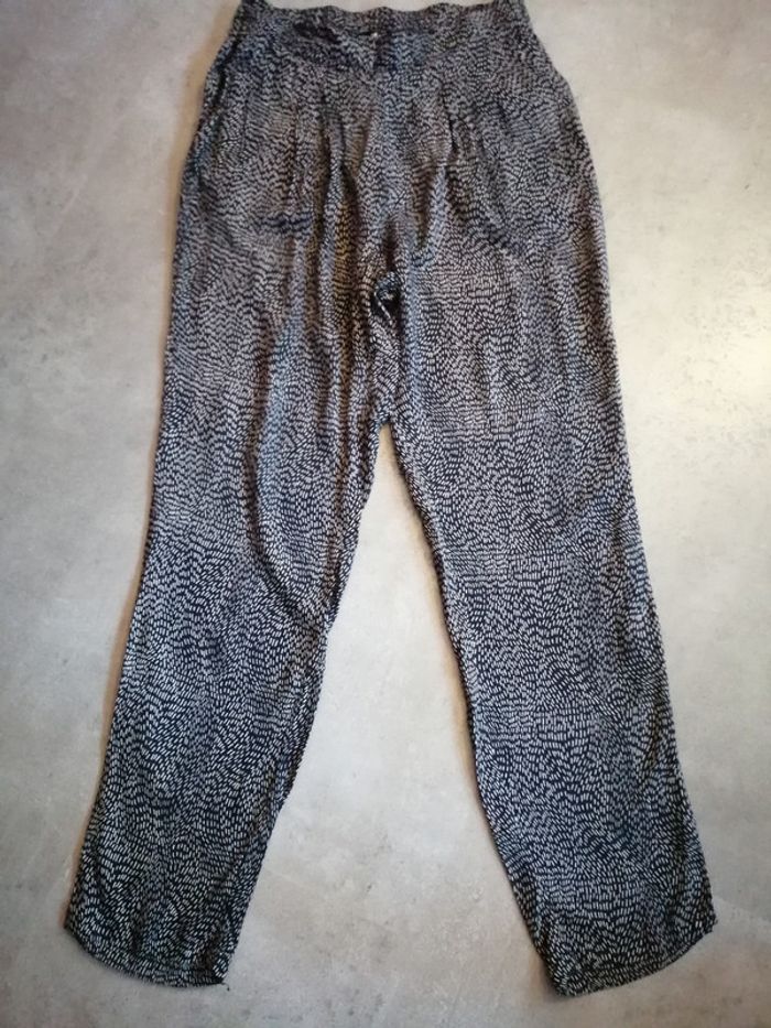 Pantalon fluide noir et blanc Taille S H§M