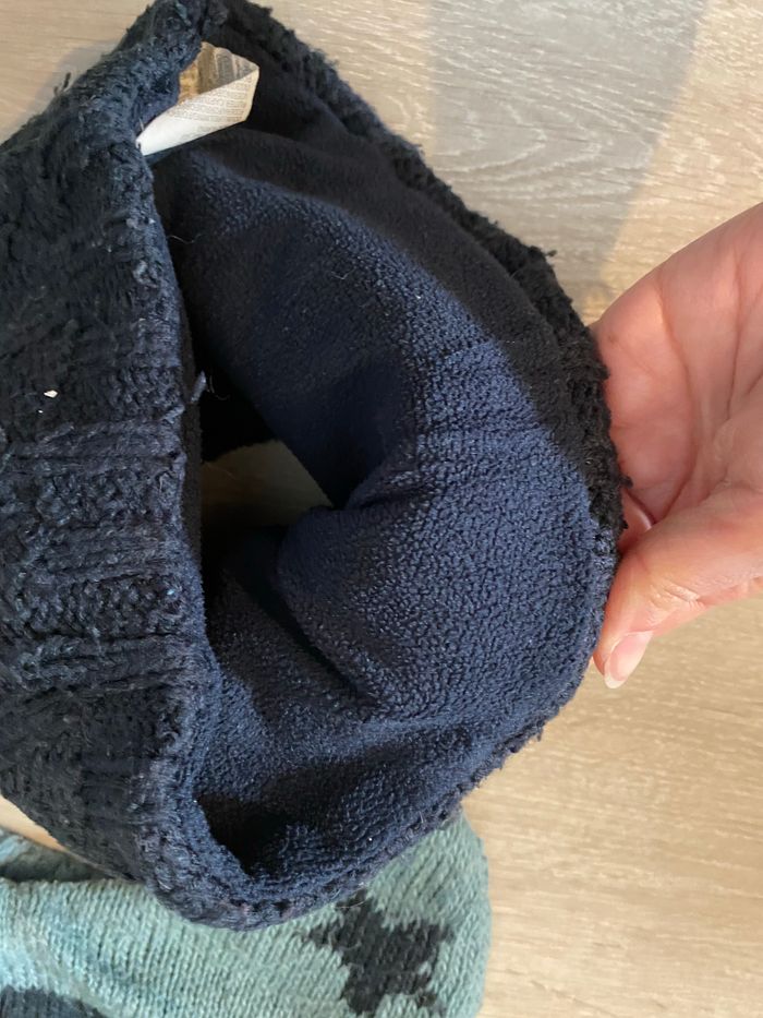 Bonnet et cache coup 4/5 ans - photo numéro 2