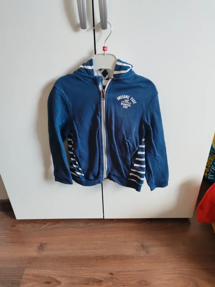 Gilet enfant avec capuche