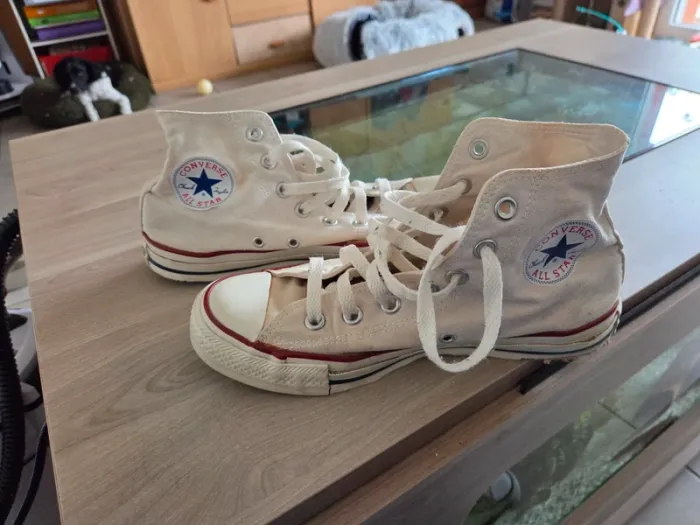 Converse hautes 39 - photo numéro 3