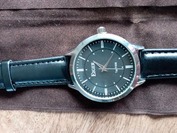 Montre homme de marque EIGER
