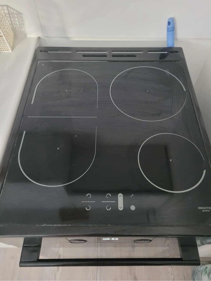 Cuisiniere table à induction HISENSE HI55222BB (gaziniere…) sur St Savine 10300