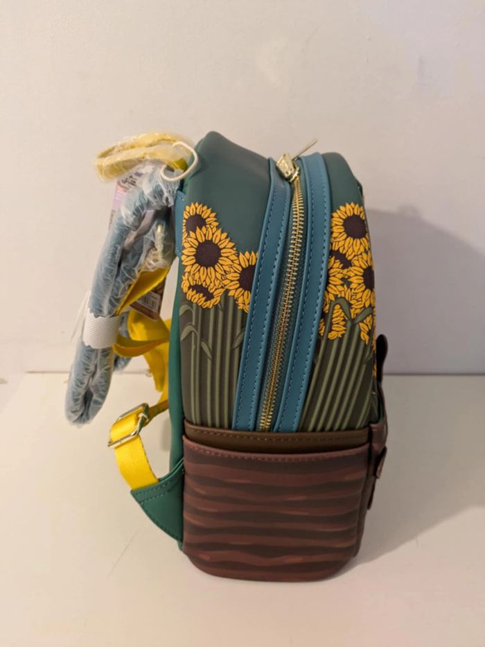 Loungefly sac à dos Shrek Spring vibes - photo numéro 4