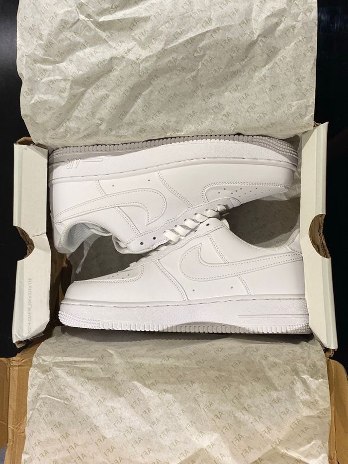Chaussure Nike - Air Force 1 - Chaussure homme blanche - photo numéro 3