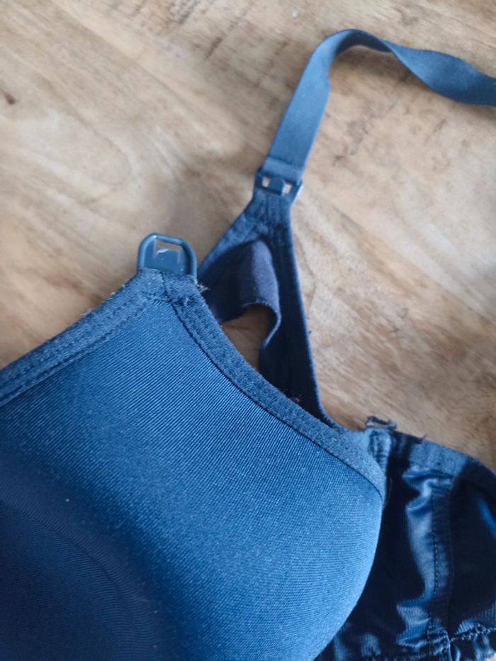 Soutien gorge allaitement Fr 95D - photo numéro 2