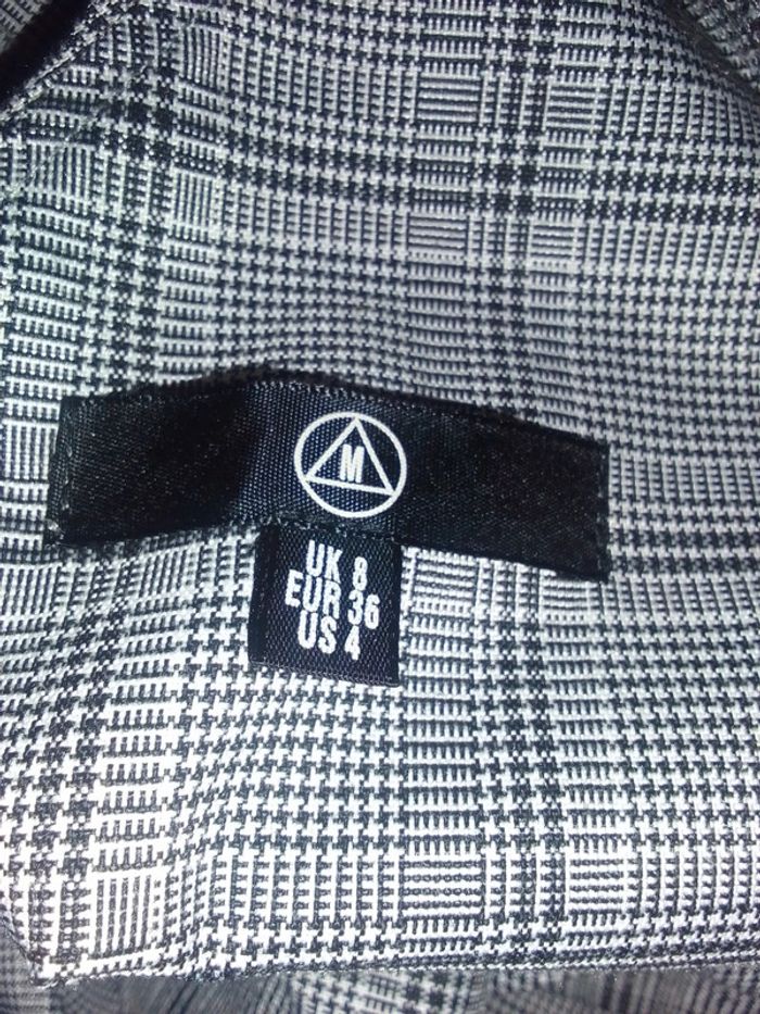 Robe épaules dénudées - photo numéro 13