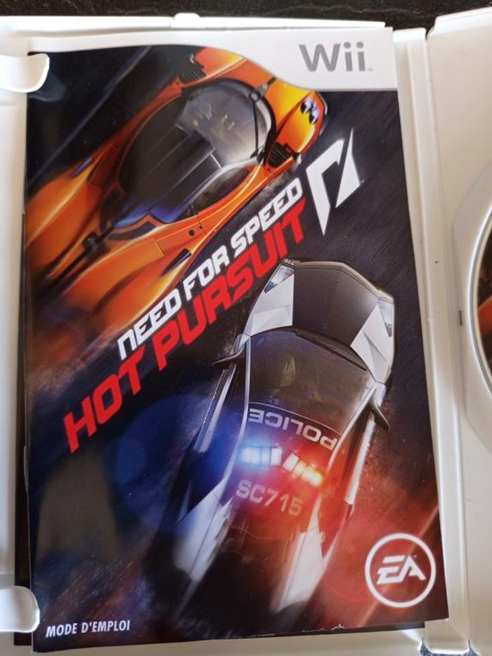 Nintendo - WII - Need for speed - Hot pursuit - photo numéro 6