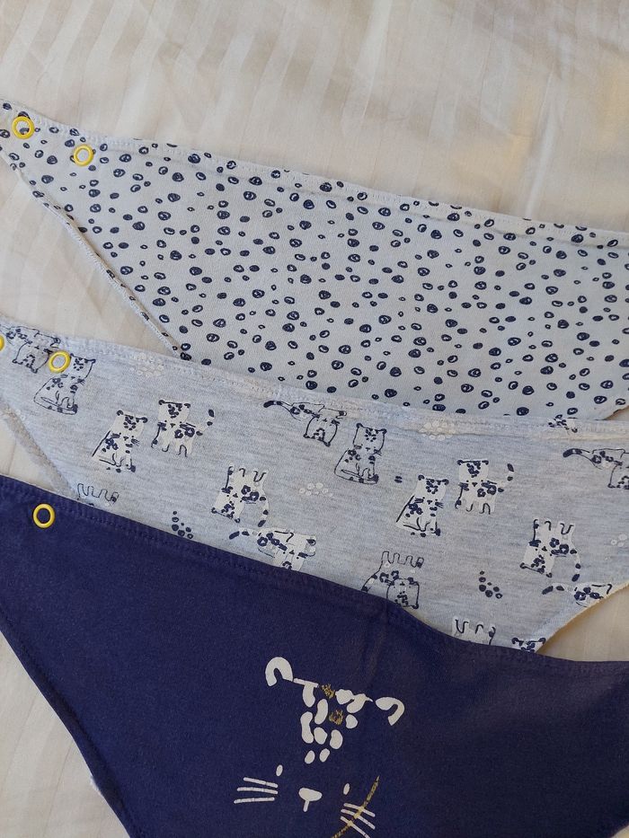 Lot de 3 banadanas bavoirs - photo numéro 3