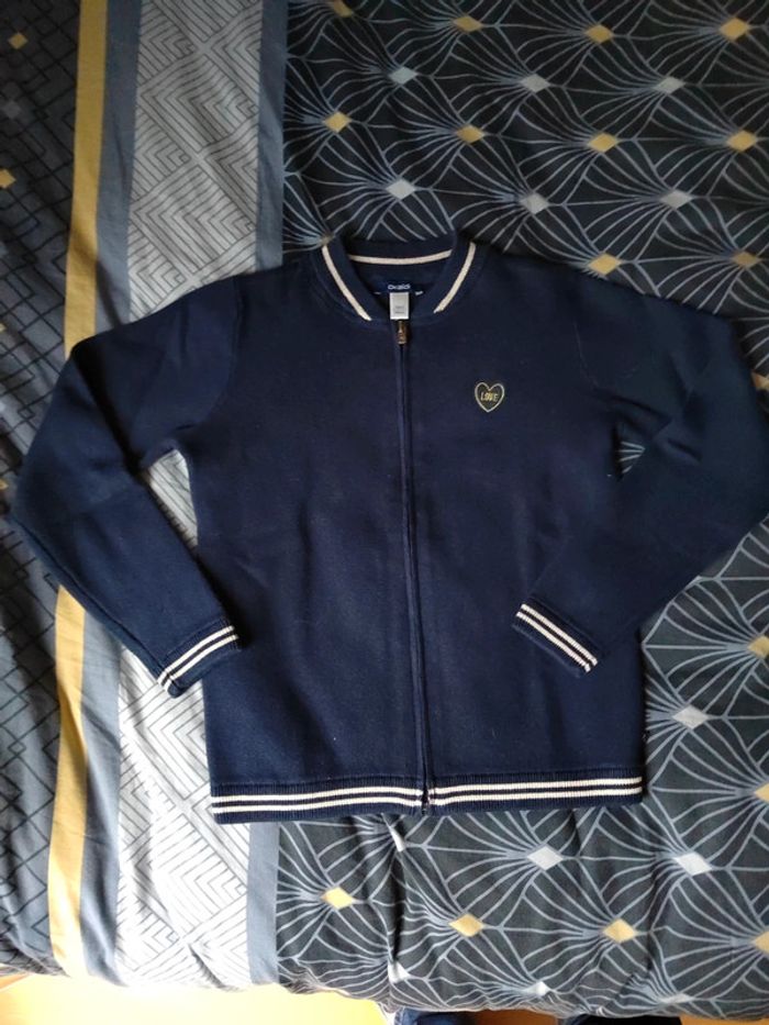 Gilet zippé bleu marine okaïdi 10 ans