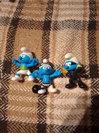 Lot de 3 figurines les schtroumpfs