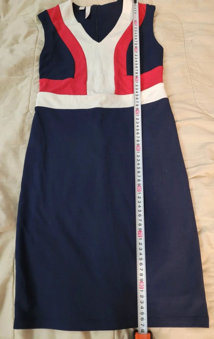 Robe chic droite près du corps - photo numéro 5