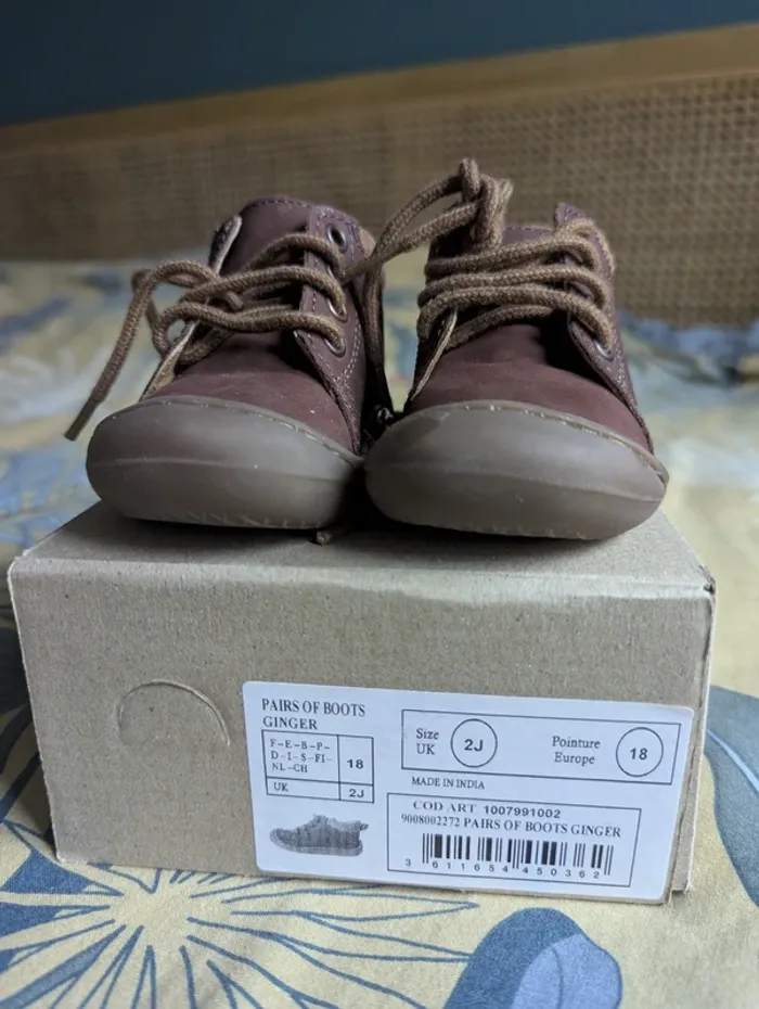 Chaussures verbaudet hiver à lacet taille 18 - photo numéro 2