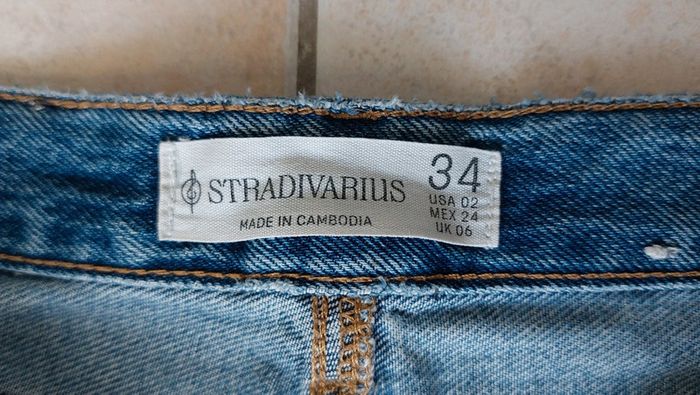 Jean large bleu femme/fille  Stradivaruis Taille 34 - photo numéro 5