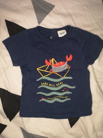 T-shirt tape à l'œil