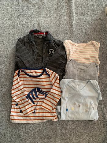 Vêtements  bébé garçon taille 18 mois ( 3 e le lot )