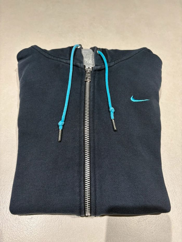Veste à capuche Nike taille S en parfait - photo numéro 4