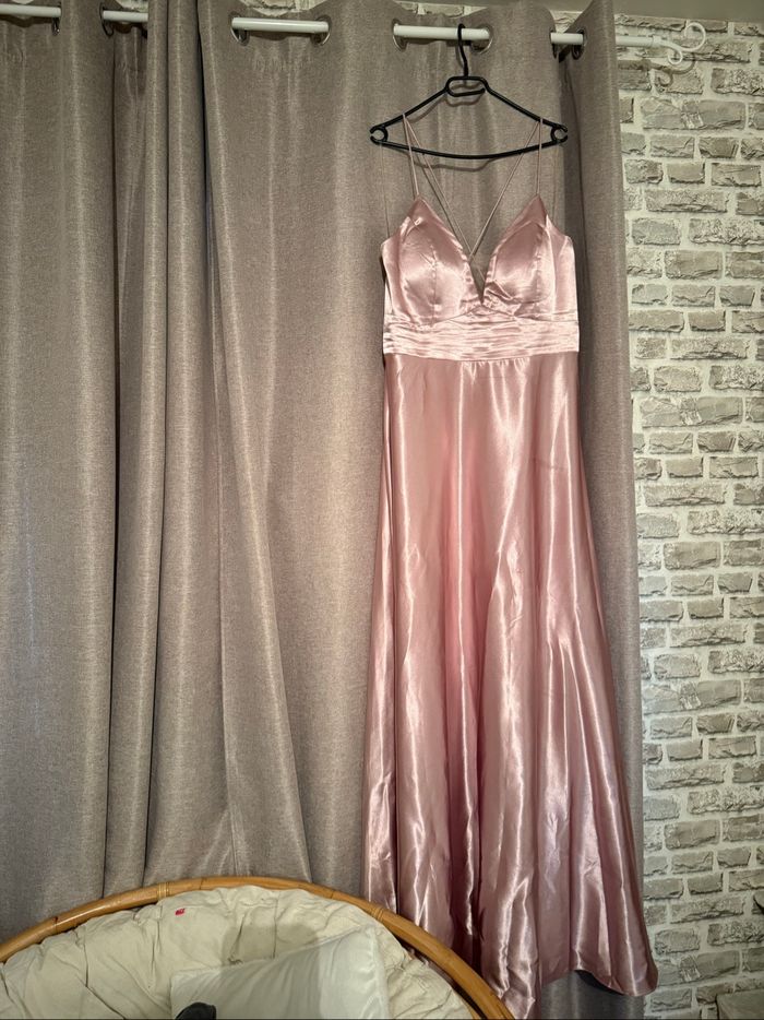 Robe - photo numéro 5