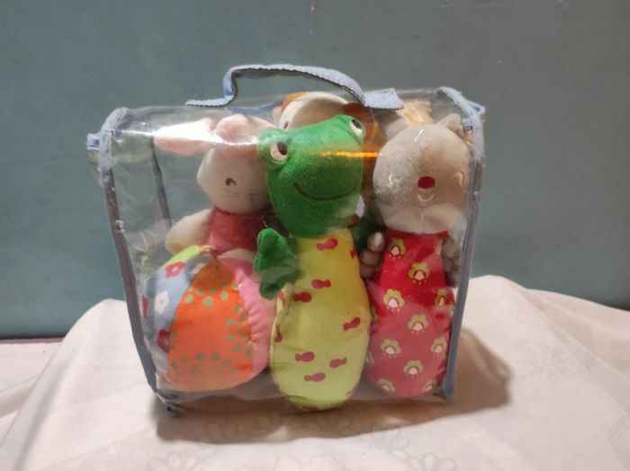 Jeu de bowling en peluches. - photo numéro 11