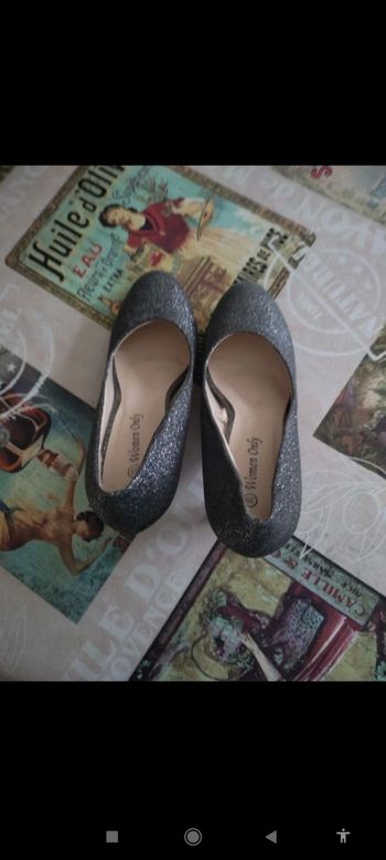 Chaussures neuves