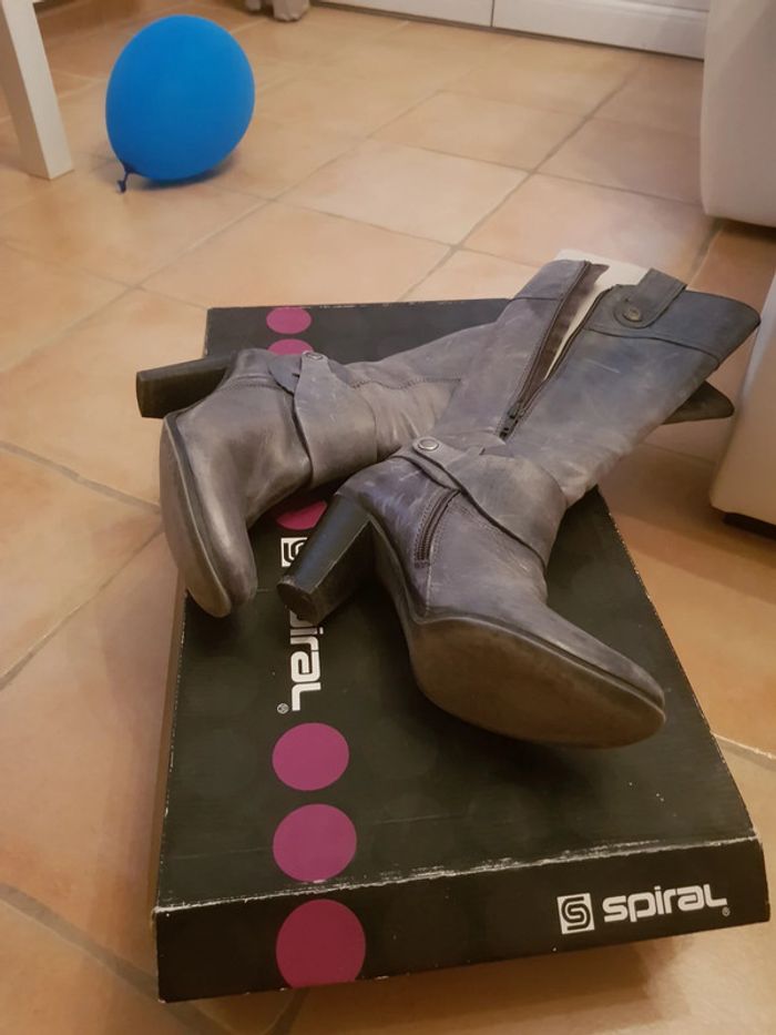 Bottes avec fermeture - photo numéro 4