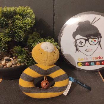 Doudou Hochet Grelot Moulin Roty Lulu Les Moustaches Jaune Gris #geektradedoudou