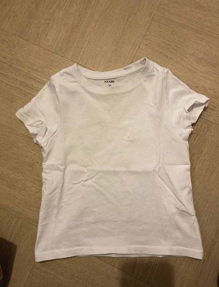 Tee-shirt manches courtes taille 3 ans Kiabi
