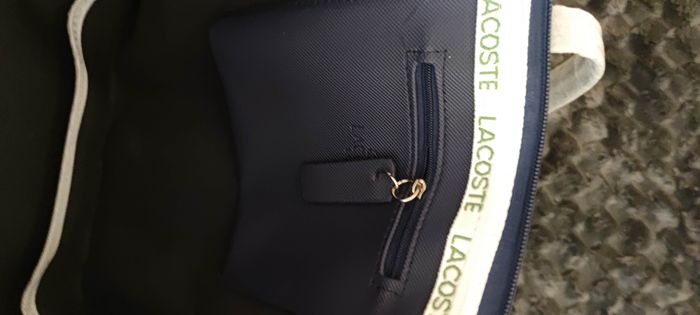 Sac a bandoulière Lacoste taille L bleu marine - photo numéro 5