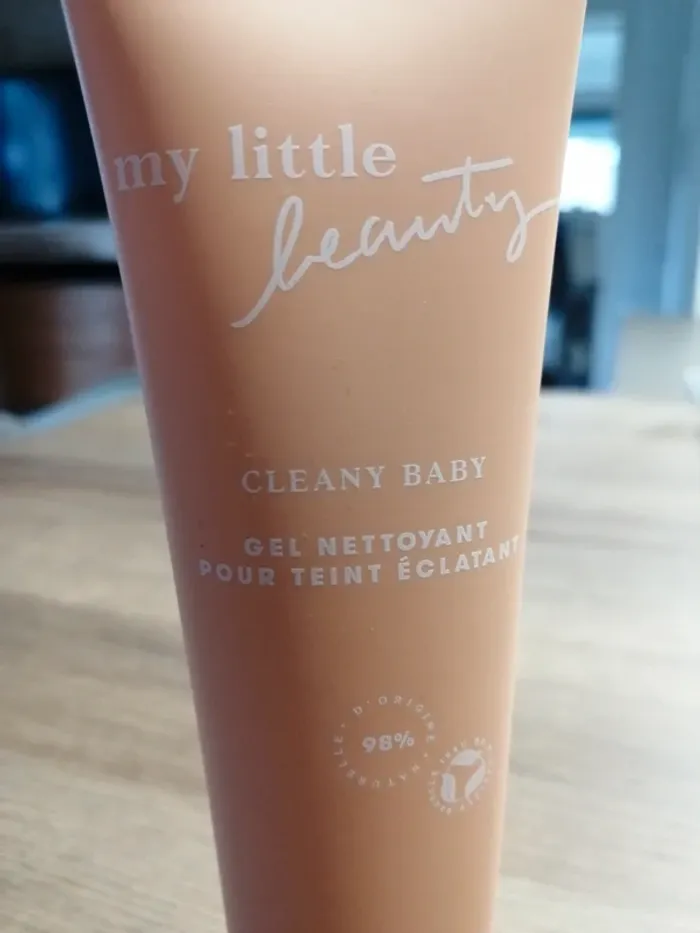 Gel nettoyant pour teint éclatant - photo numéro 2
