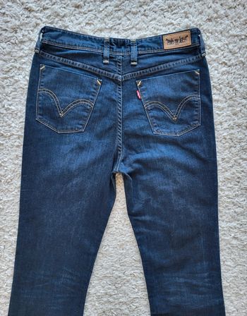 Jean Levi's bleu foncé 627 Straight fit Taille 37
