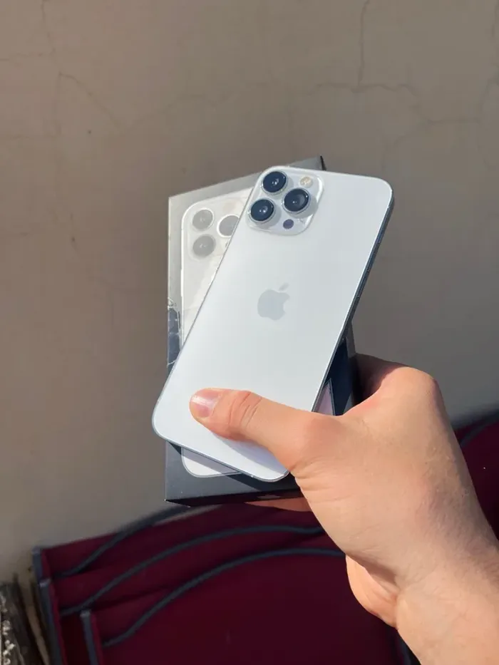 Iphone 13 Pro Max · 128 Go · Blanc - photo numéro 5