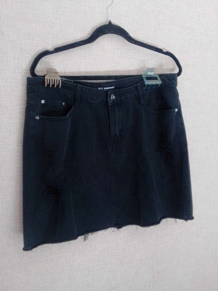Jupe en jean troue marque miss Fanny