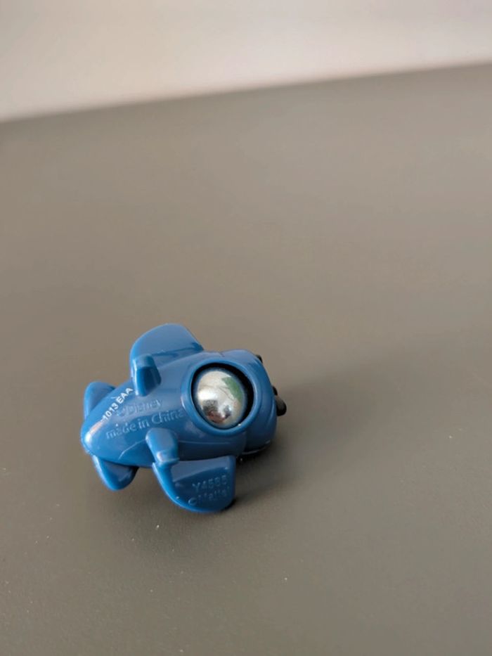 avion cars disney - photo numéro 4