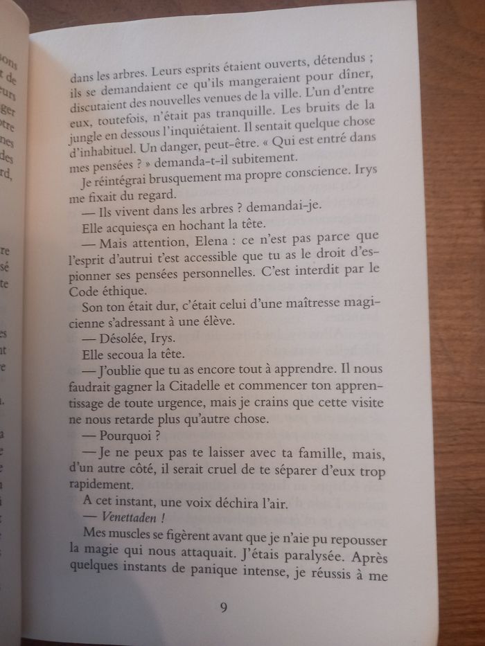 Livre l'apprentie magicienne - photo numéro 6