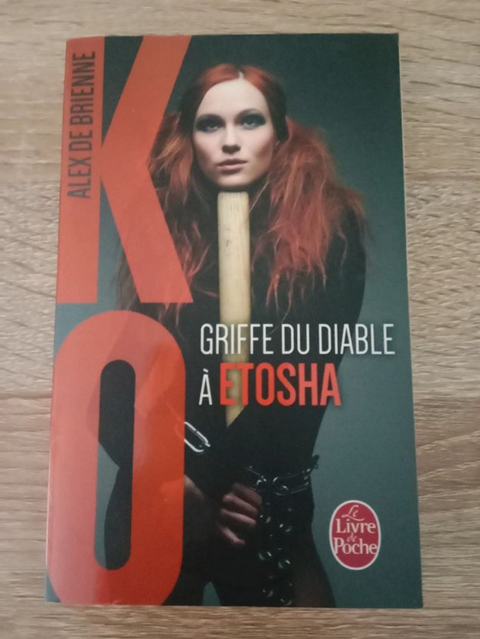 Alex De Brienne 🔹 Griffe du diable à Etosha - photo numéro 1