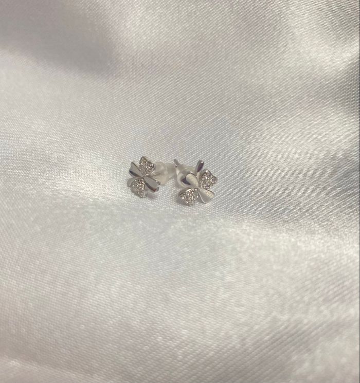 Boucles d’oreilles trèfle à quatre feuilles - photo numéro 3