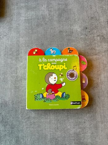 Livre à la campagne avec T’choupi