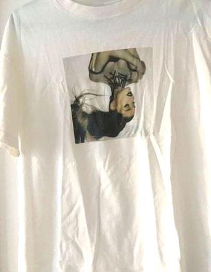T shirt Ariana Grande XS. Neuf - photo numéro 5