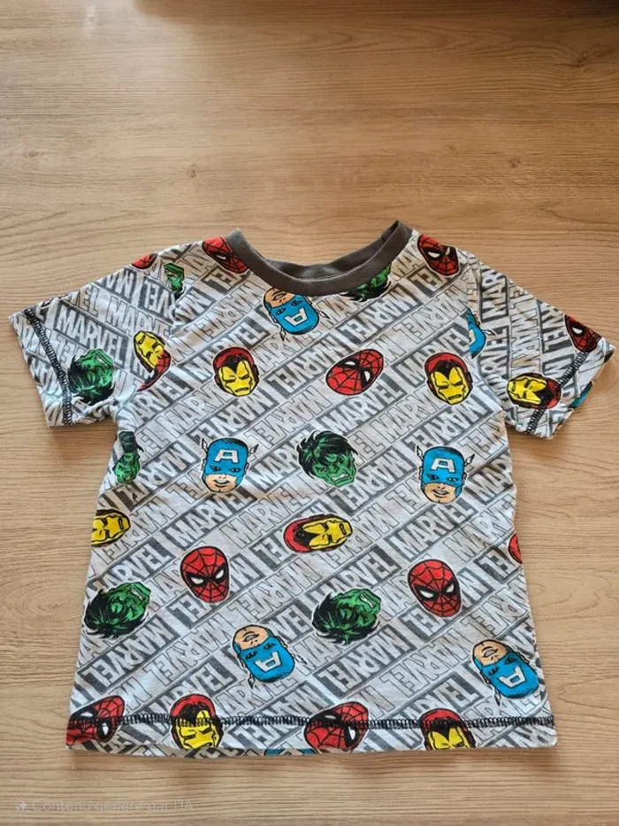 👕 T-shirt enfant Marvel