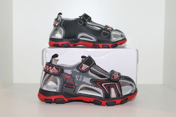 superbe sandales nus pieds noire et rouge 25 - photo numéro 1