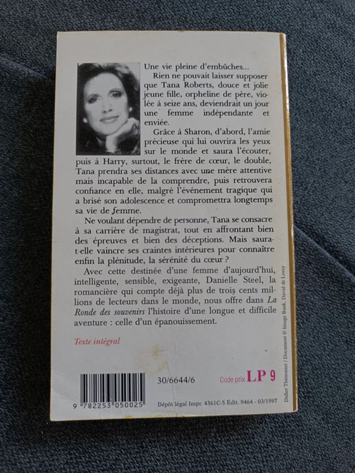 La ronde des souvenirs - Danielle Steel - photo numéro 2