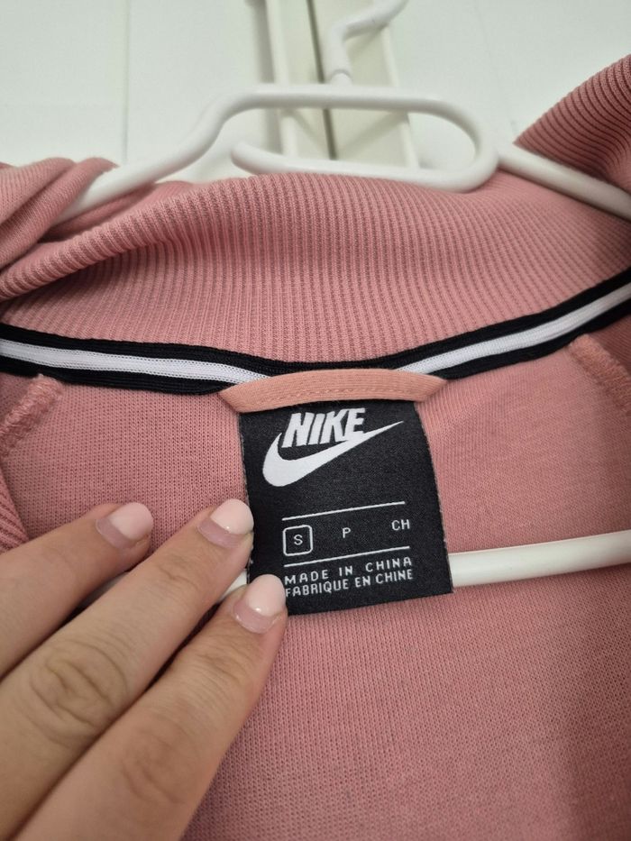 Veste Nike taille S - photo numéro 3