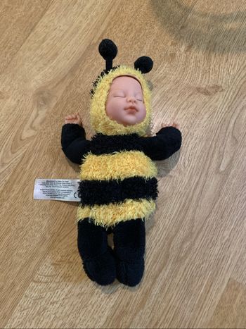 Poupée bébé abeille Anne Geddes
