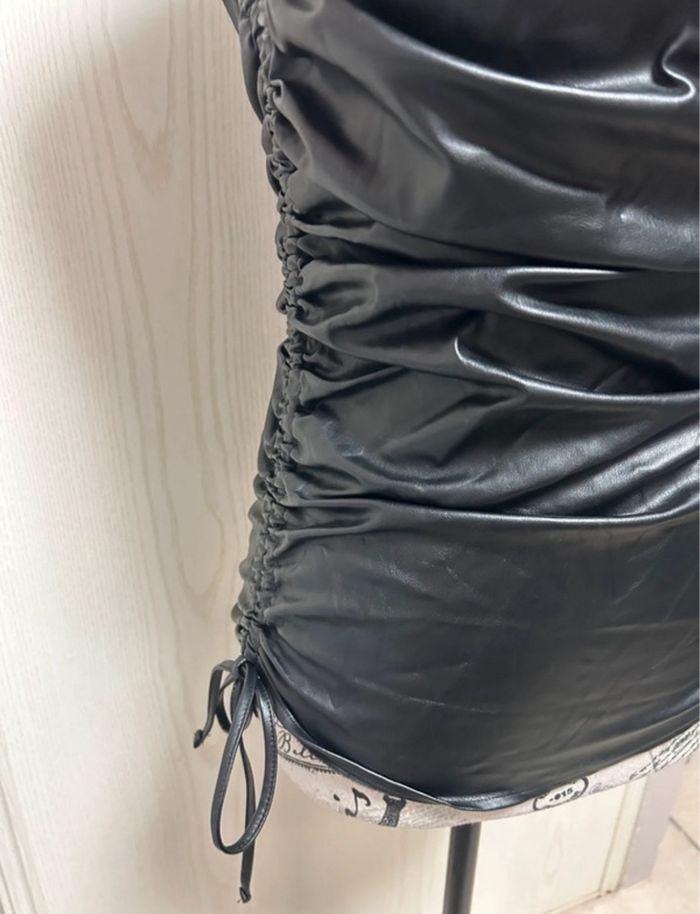 top zara en similicuir xs - photo numéro 3