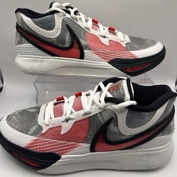 Basket Kyrie 8