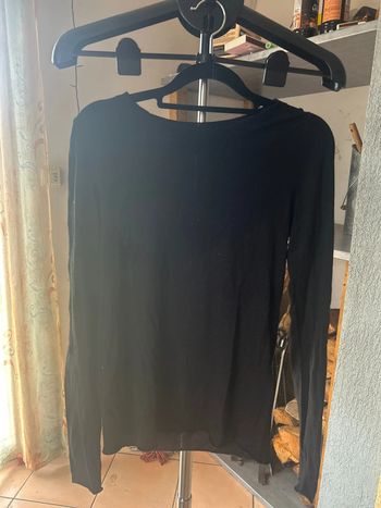 Pull fin noir Teddy Smith